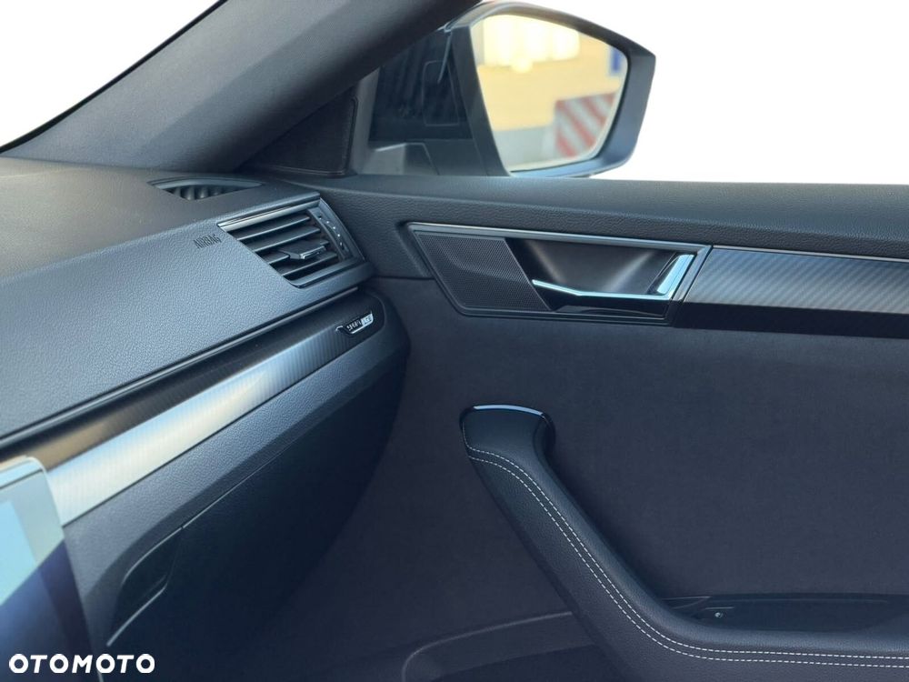 Skoda Superb 2.0 TDI SCR 4x4 Sportline DSG - 14
