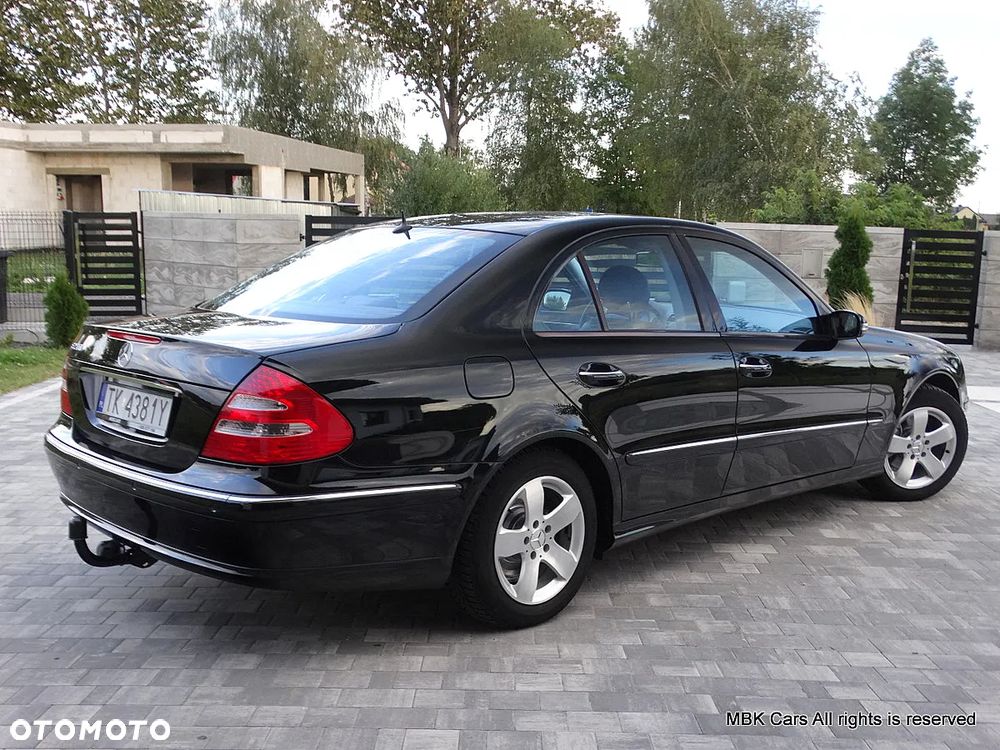 Mercedes-Benz Klasa E - 17
