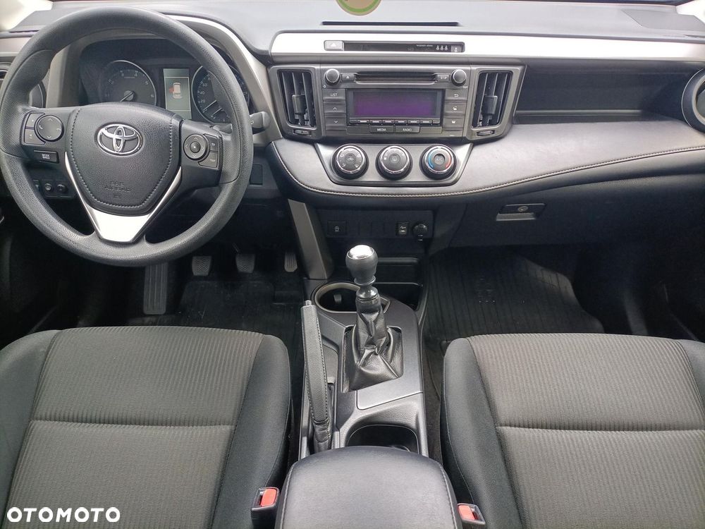 Toyota RAV4 2.0 D-4D Active 4x2 - 9