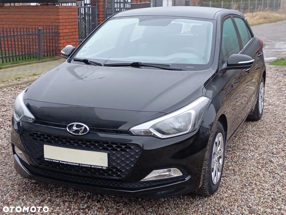 Hyundai i20 1.2 - 8