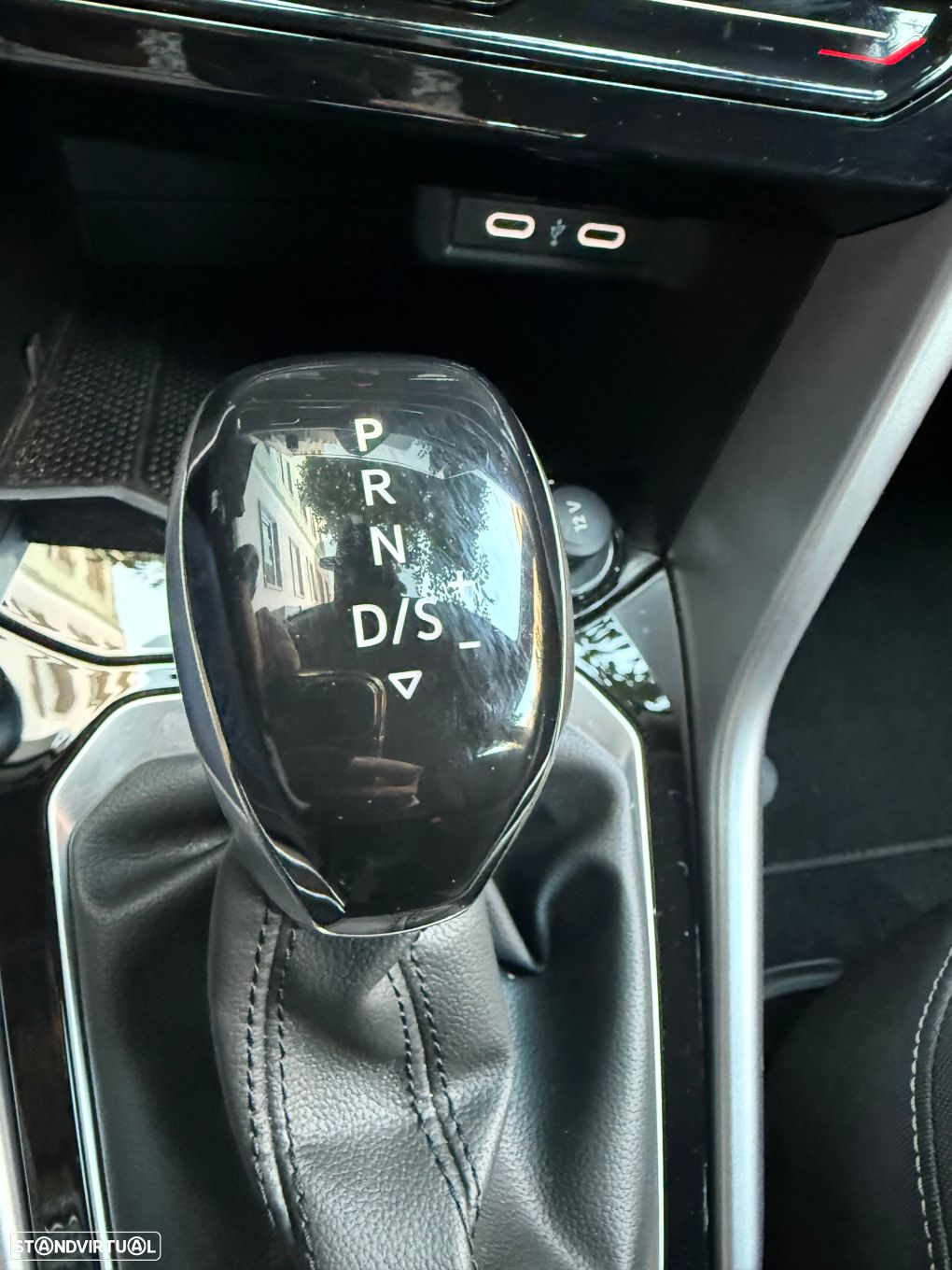 VW T-Roc 1.5 TSI Black Style DSG - 10