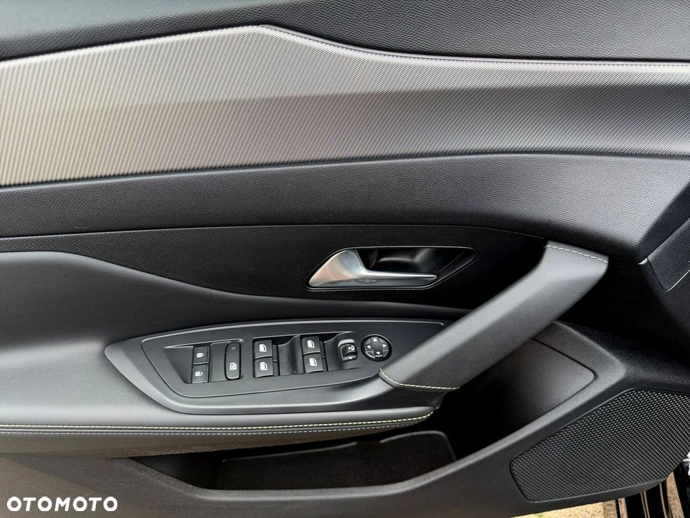 Peugeot 308 - 17