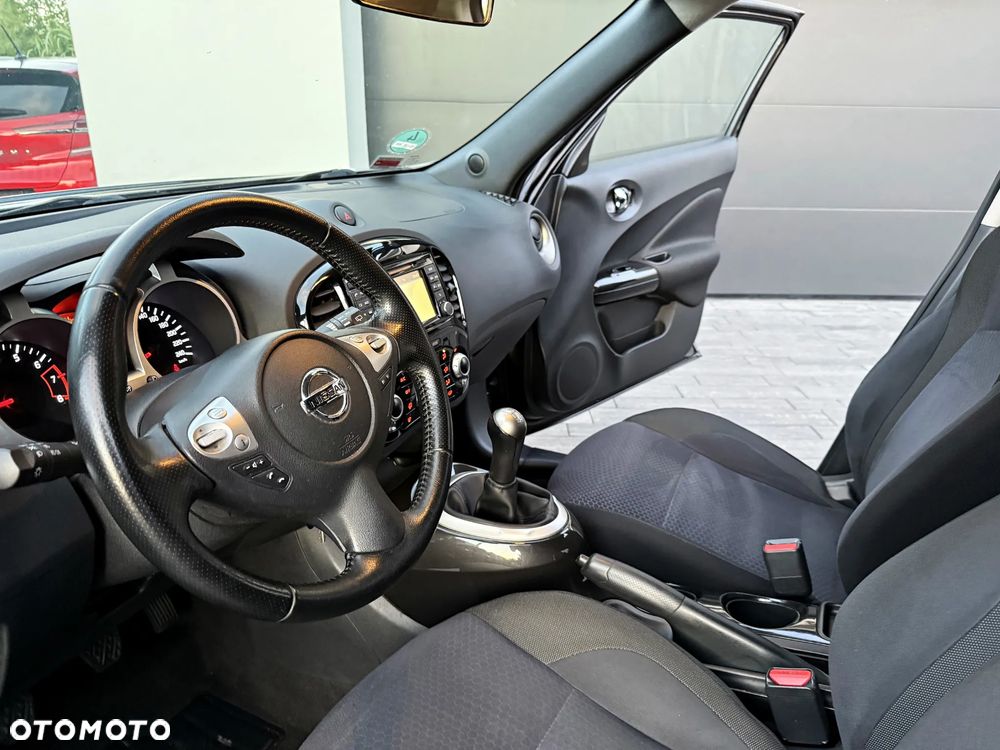 Nissan Juke 1.6 Acenta S&S - 32