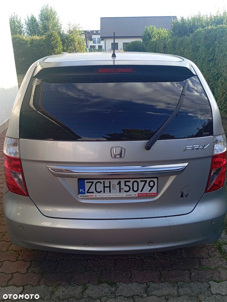 Honda FR-V - 4