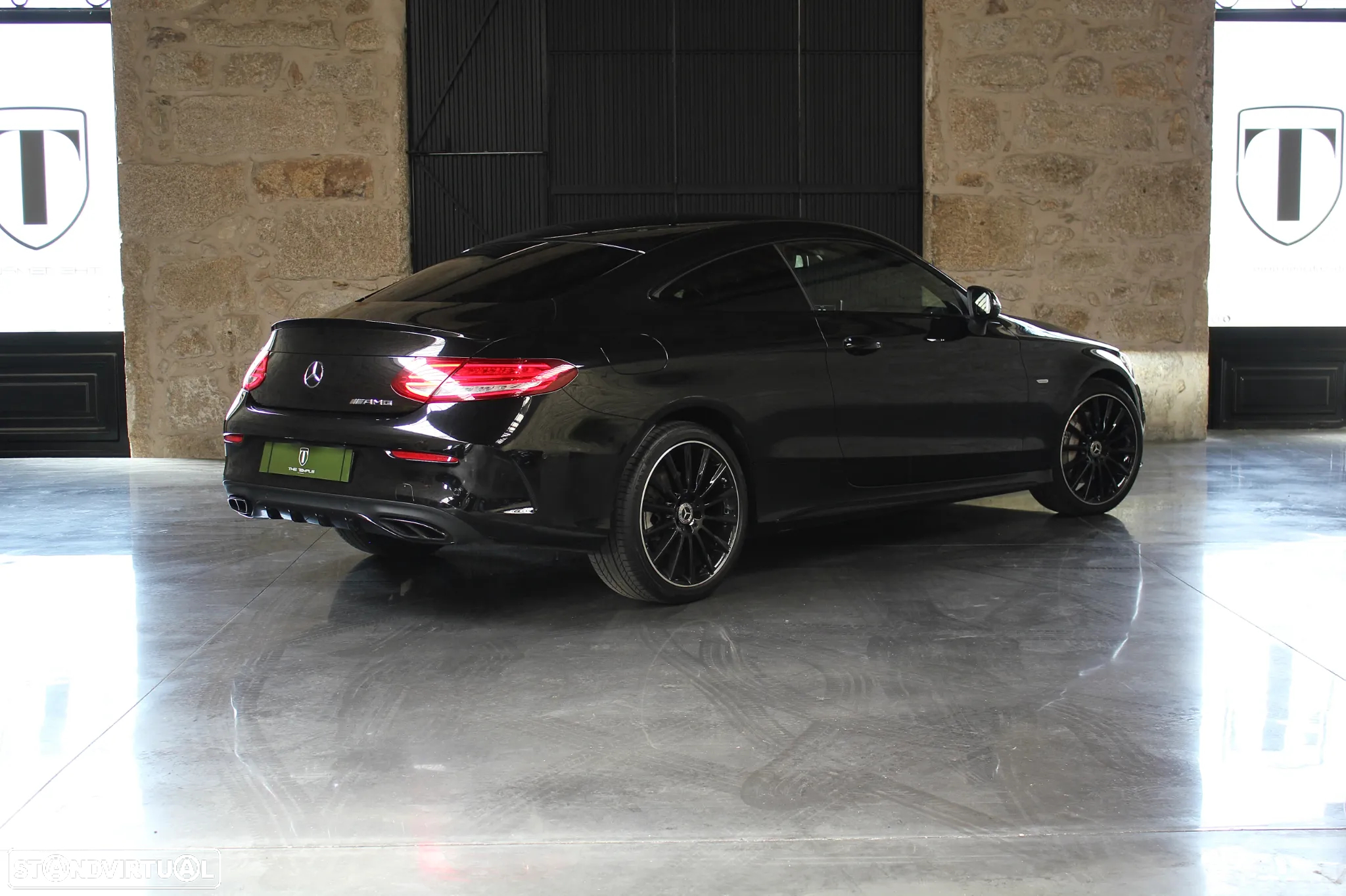 Mercedes-Benz C 300 Coupe 9G-TRONIC Night Edition - 4