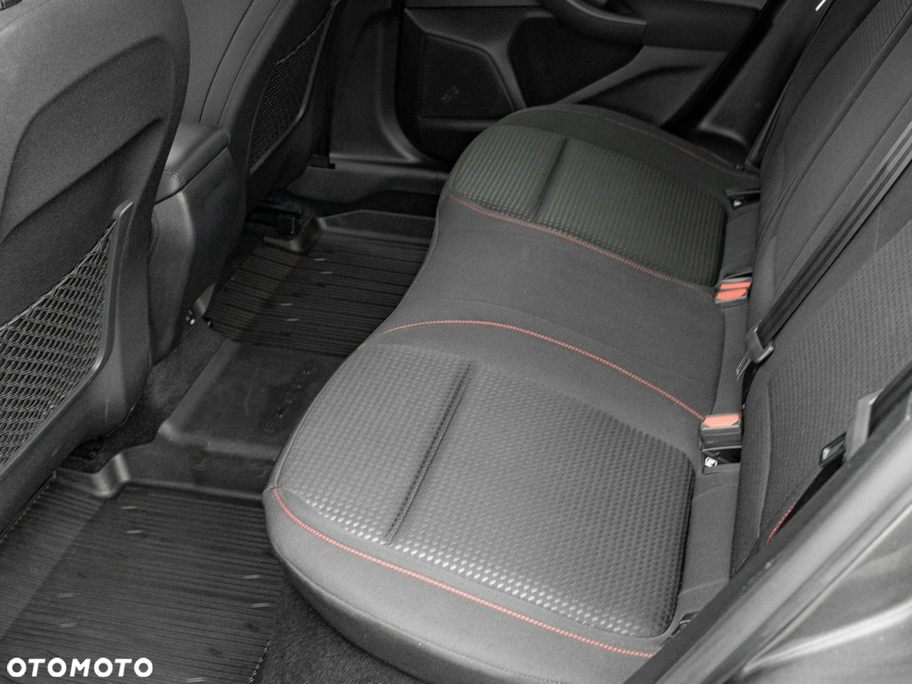 Ford Focus - 25