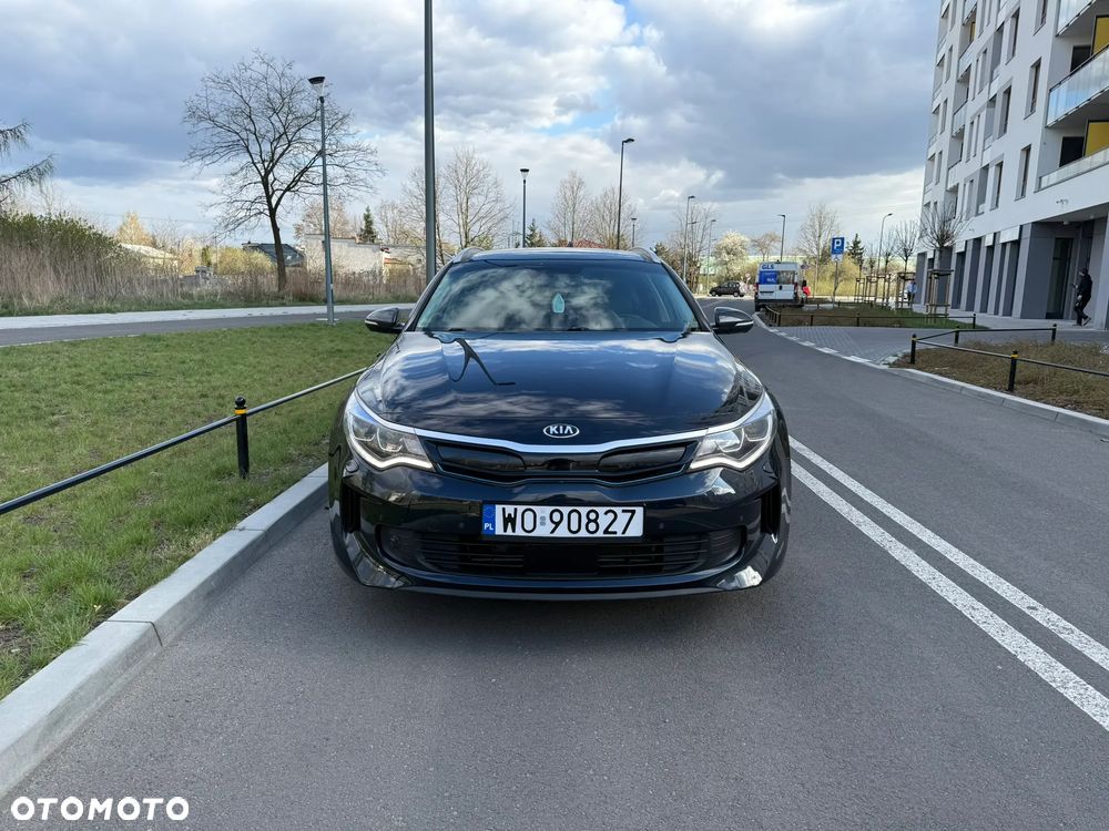 Kia Optima Plug-in Hybrid - 2
