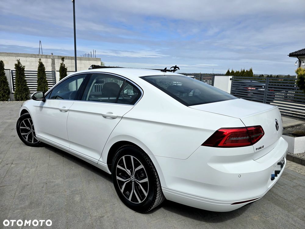 Volkswagen Passat 1.8 TSI BMT Highline DSG - 33