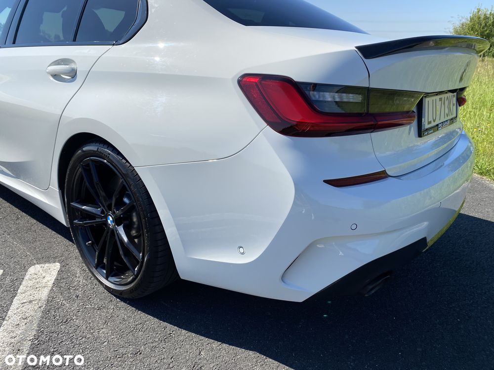 BMW Seria 3 330i M Sport sport - 19