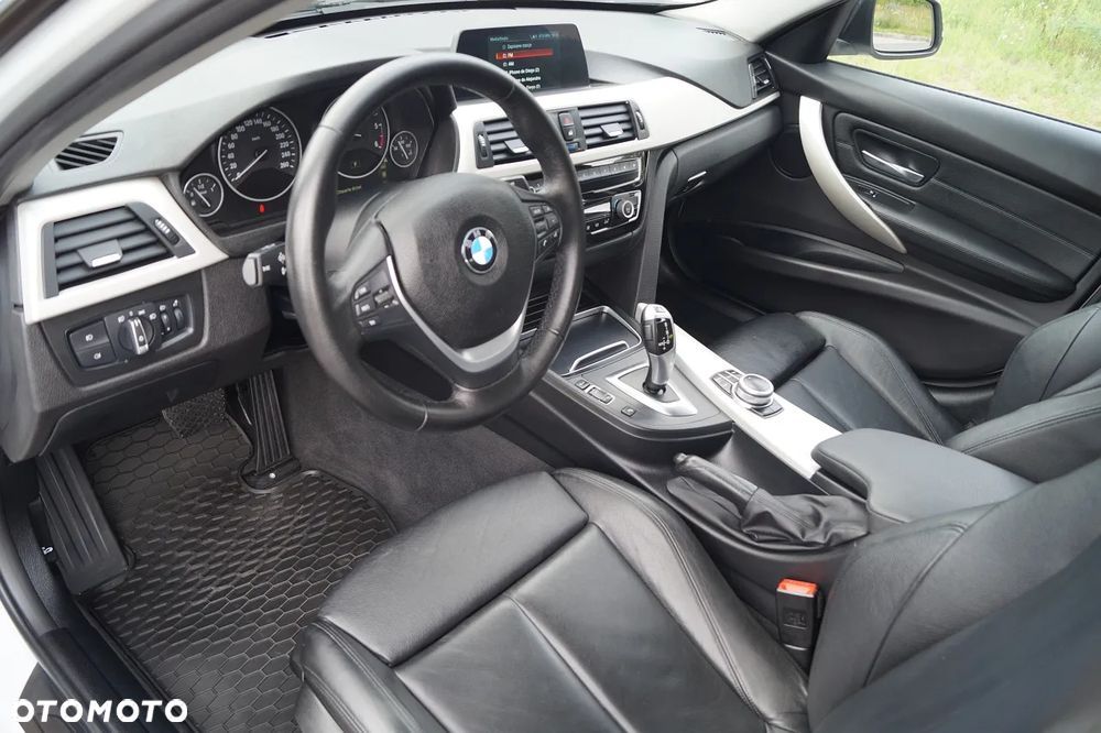 BMW Seria 3 318d Edition M Sport Shadow - 7