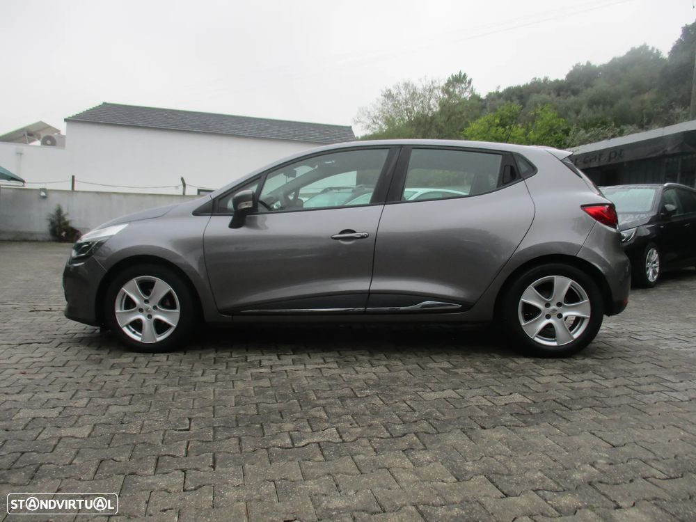 Renault Clio 0.9 TCE Limited - 8