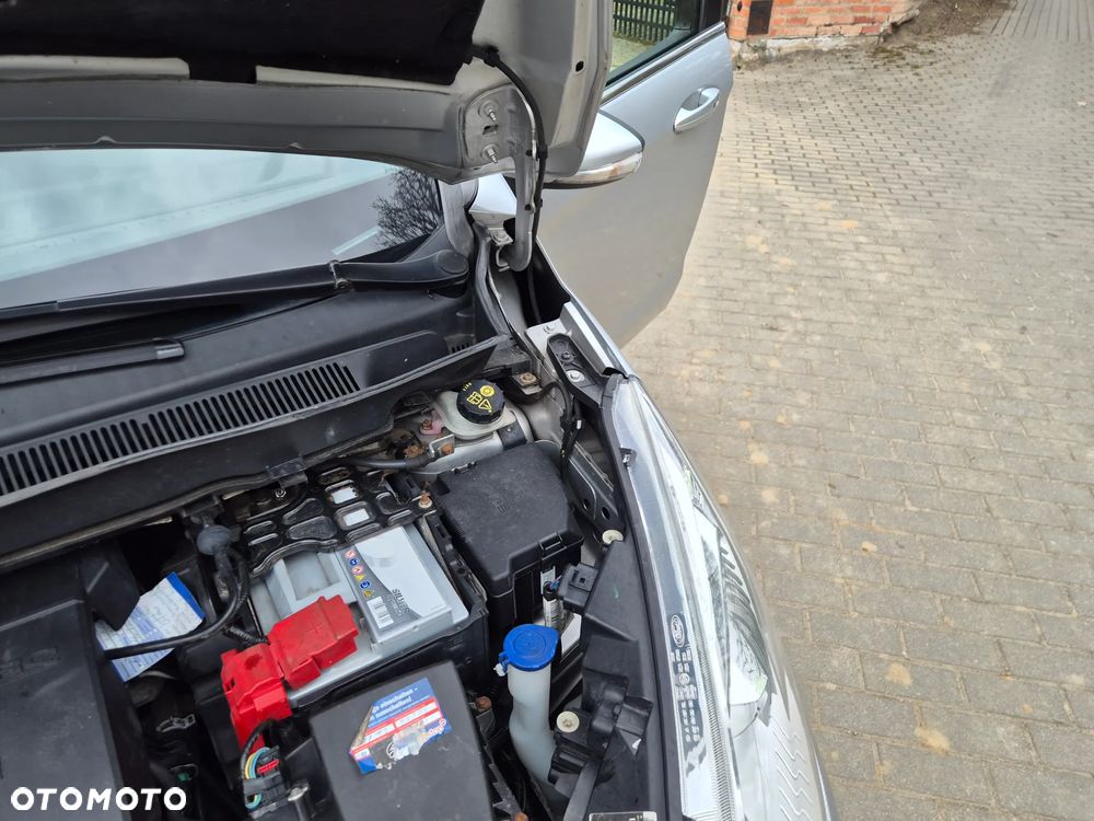 Ford B-MAX 1.6 TDCi SYNC Edition - 29