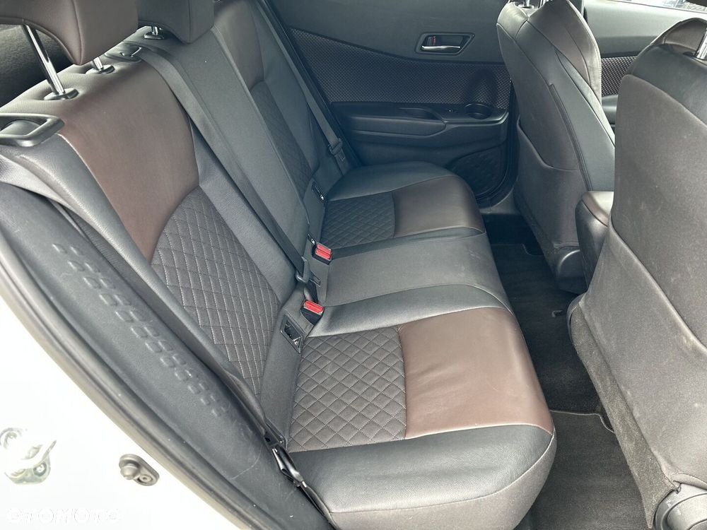Toyota C-HR 1.8 Hybrid Prestige - 17