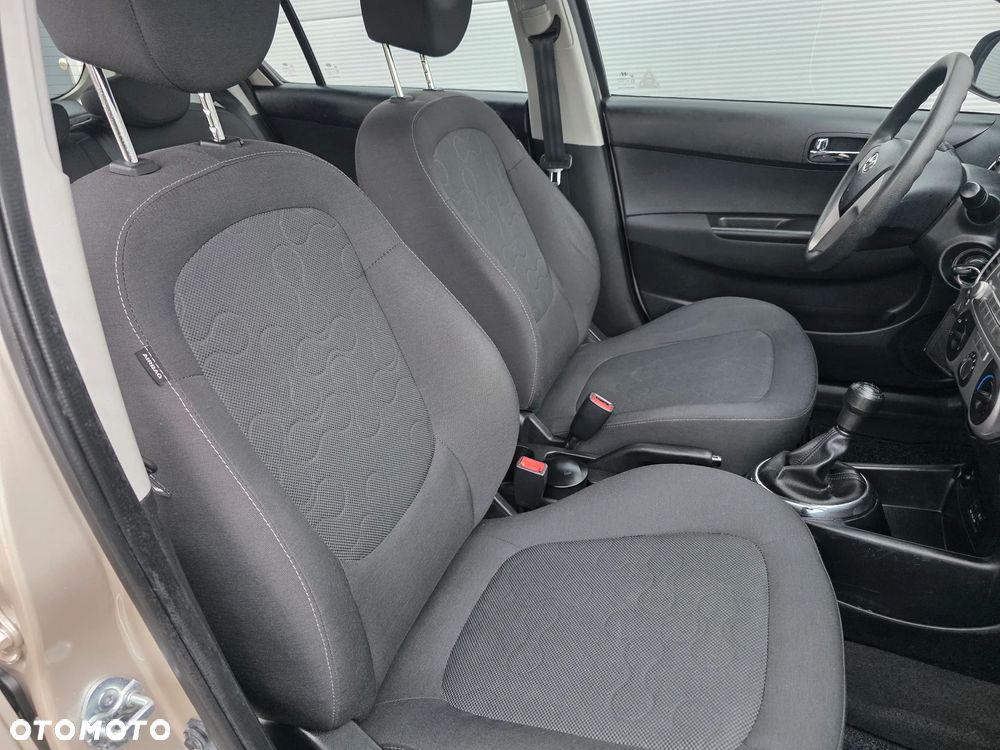 Hyundai i20 1.25 Comfort - 30