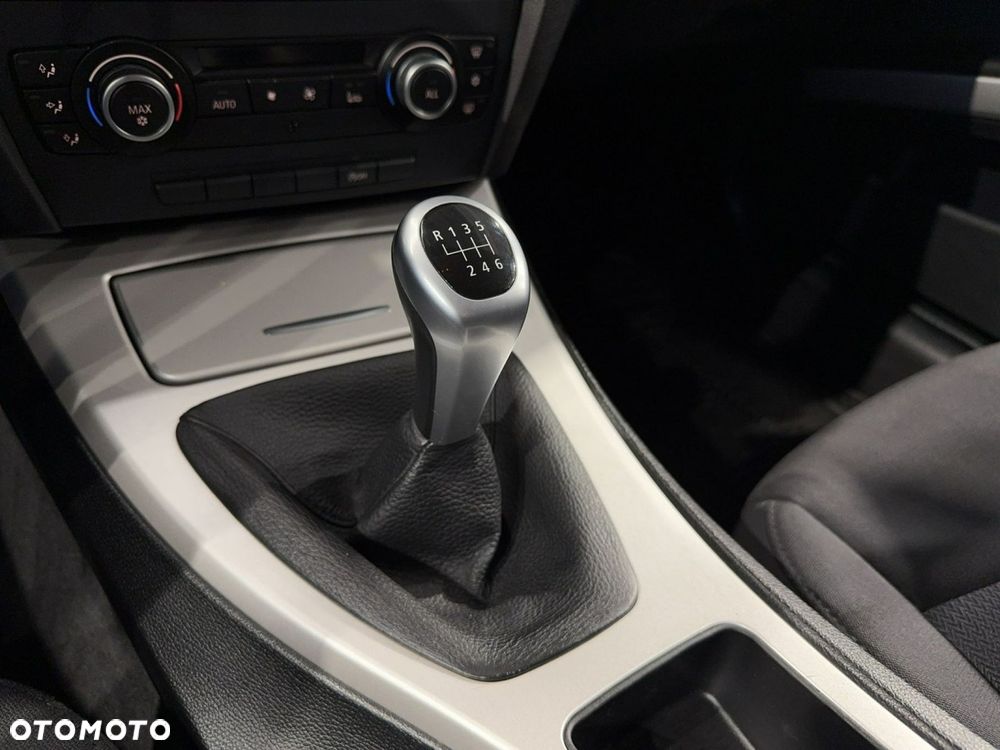BMW Seria 3 - 21