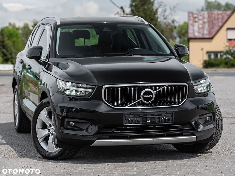 Volvo XC 40 B4 B AWD R-Design - 2