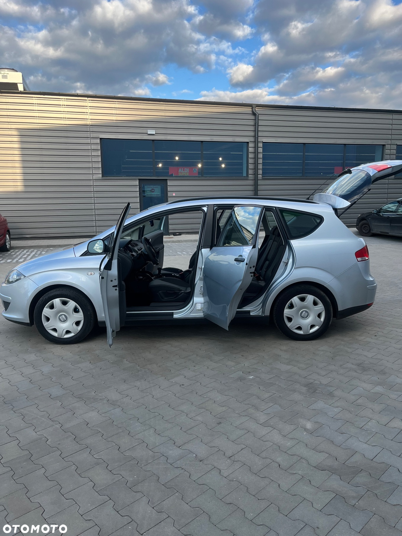 Seat Altea XL 1.6 Stylance - 16