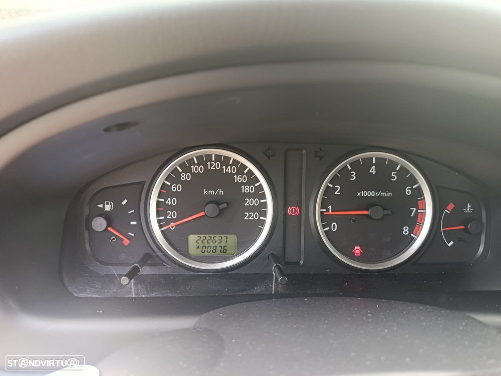 Nissan Almera 1.5 Visia AC ABS - 13