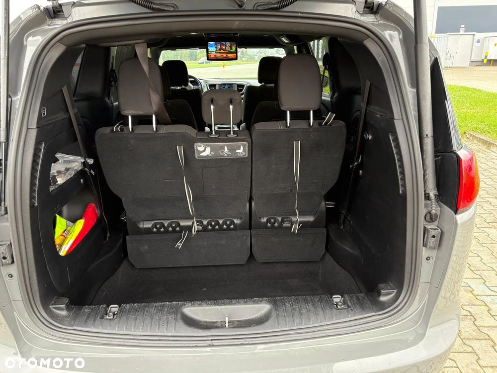 Chrysler Pacifica - 9