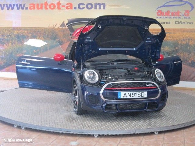 MINI 3 Portas John Cooper Works Auto Desportiva - 16