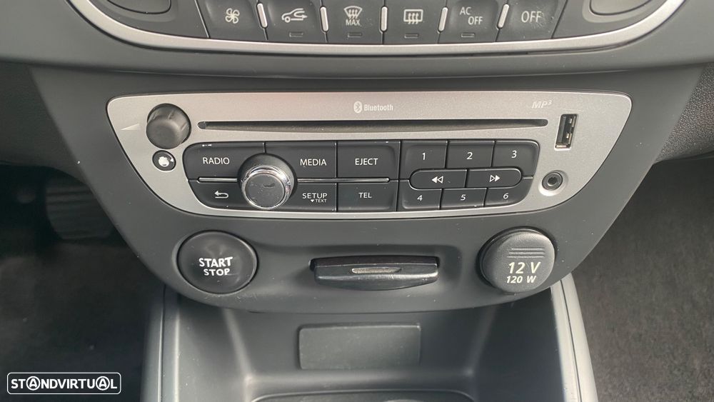 Renault Mégane Sport Tourer 1.5 dCi Dynamique - 12