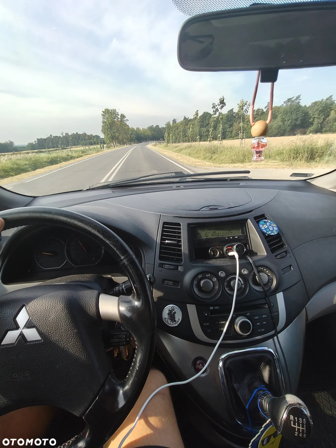 Mitsubishi Grandis 2.0 DI-D 7-Sitzer 30 Jahre - 14