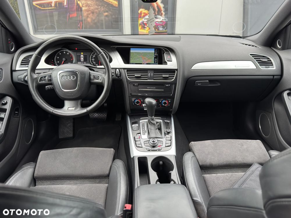 Audi A4 Limousine 2.0 TFSI quattro S tronic S line Sportpaket - 32