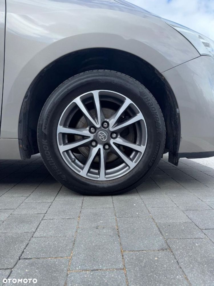 Toyota Corolla Verso - 37