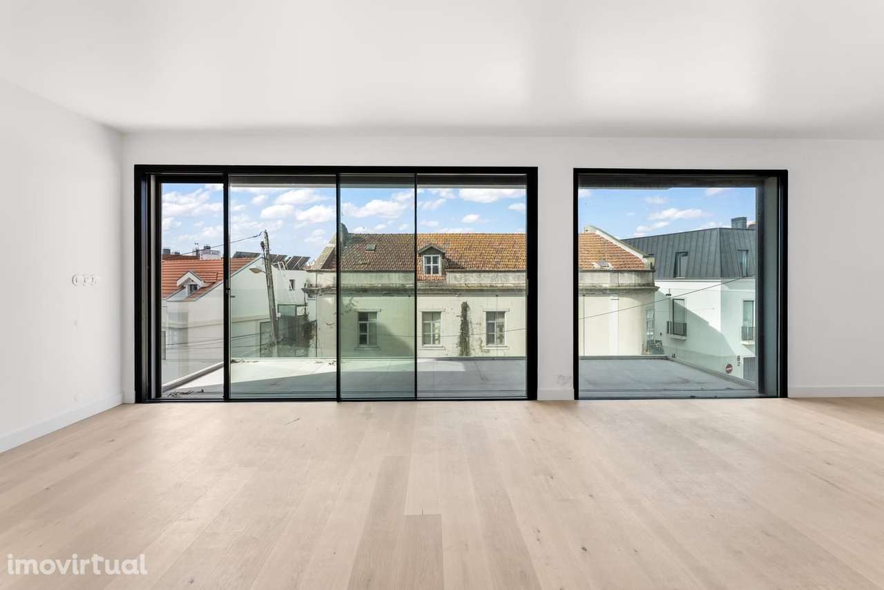 Apartamento T3 + 1 com estacionamento, Monte Estoril, Cascais - Grande imagem: 3/31