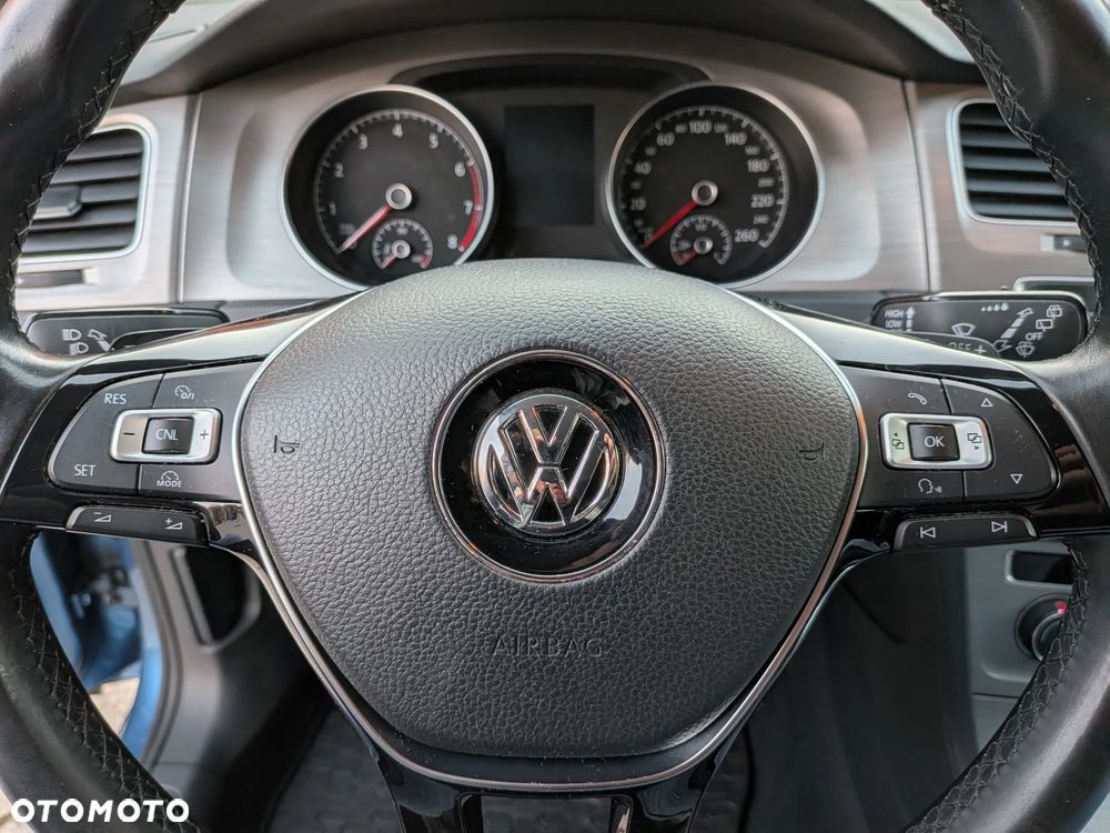 Volkswagen Golf 1.4 TSI BMT Comfortline DSG - 16