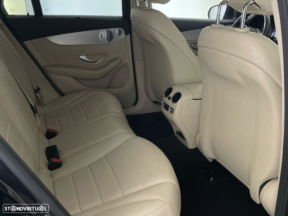 Mercedes-Benz GLC 250 d Exclusive 4-Matic - 24