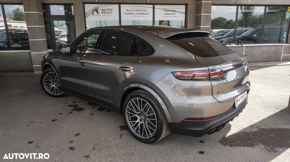 Porsche Cayenne Coupe Tiptronic S Platinum Edition - 39