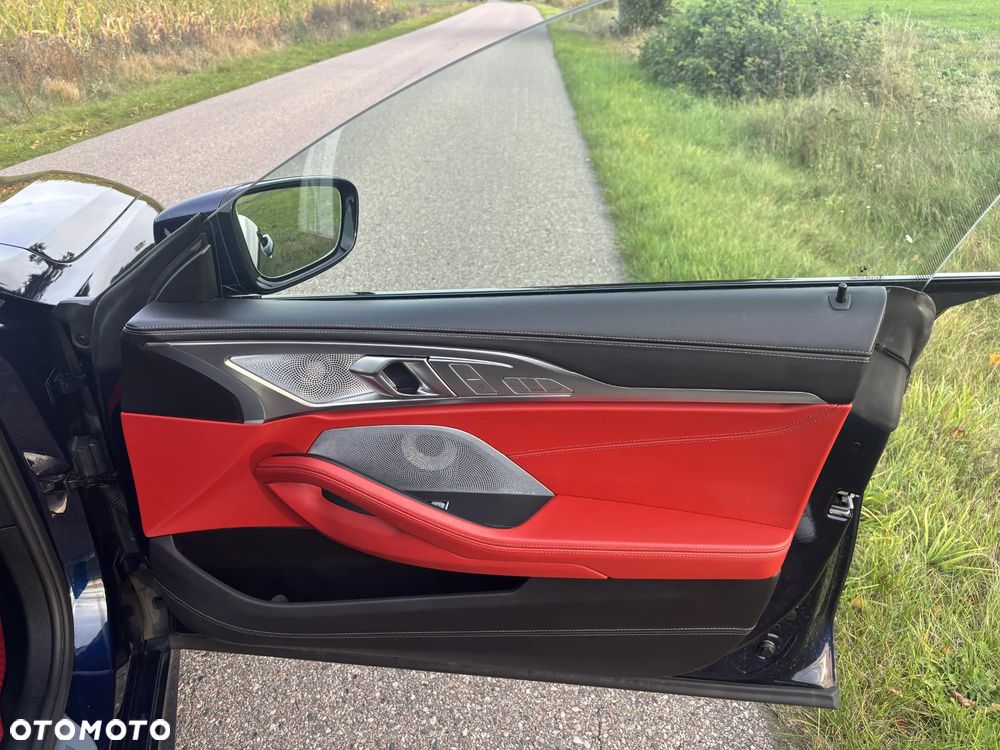 BMW Seria 8 M850i xDrive - 22