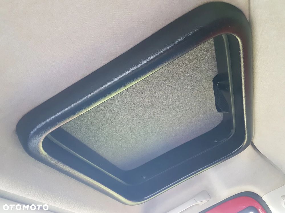 Iveco 50C18 DAILY 12EP PLANDEKA FIRANKA 5,11x2,46x2,35 SPANIE 3500 KG SKRZYNIA ŁADUNKOWA PAKA KLIMATRONIK TEMPOMAT KRAJOWY - 37