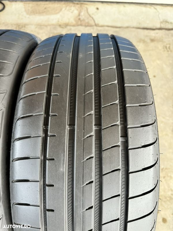 vând 2 anvelope 225/40/19 goodyear de vară cu runflat ca noi - 3