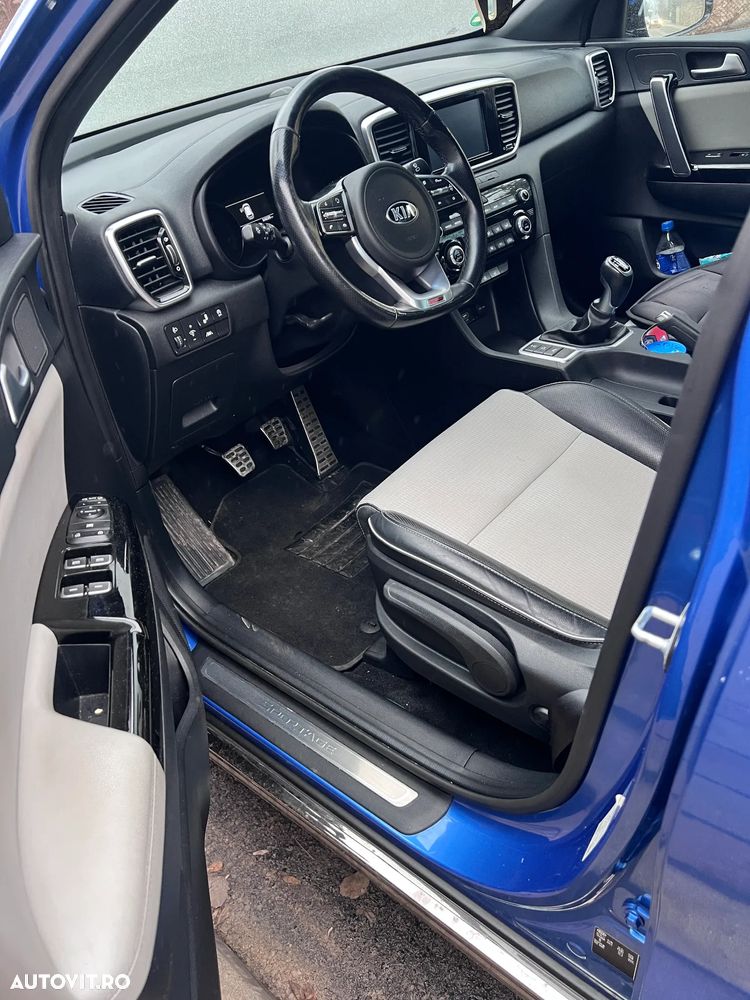 Kia Sportage 1.6 T-GDI 6MT 4x4 GT Line - 32