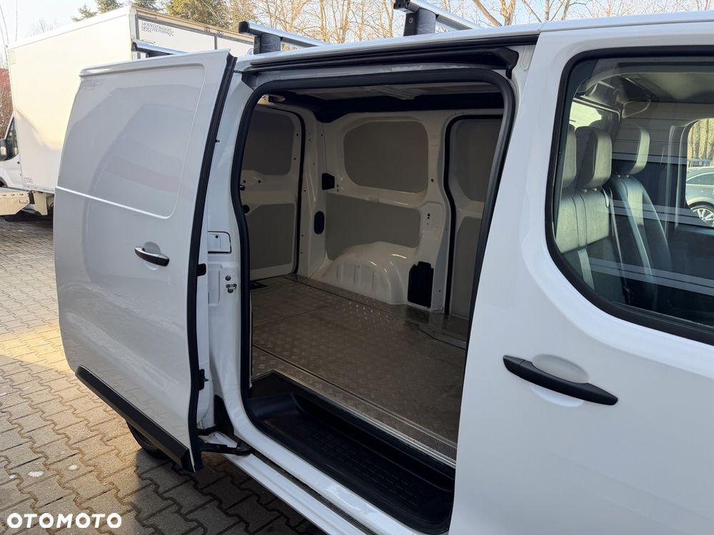 Peugeot Expert Plus - 29