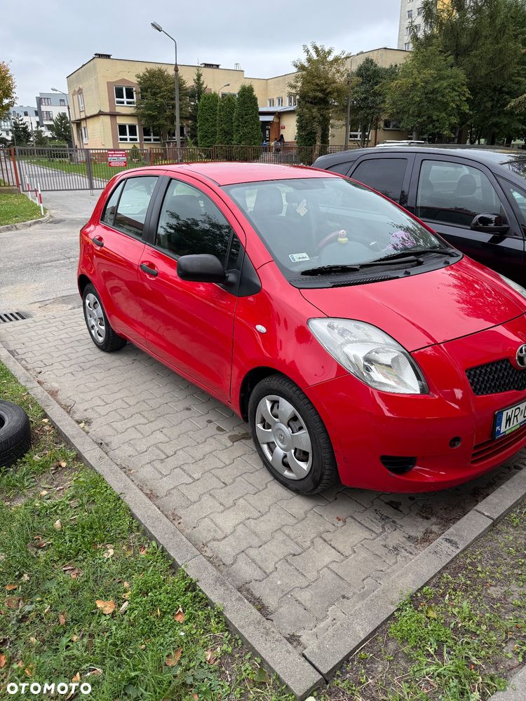 Toyota Yaris 1.3 Luna - 5