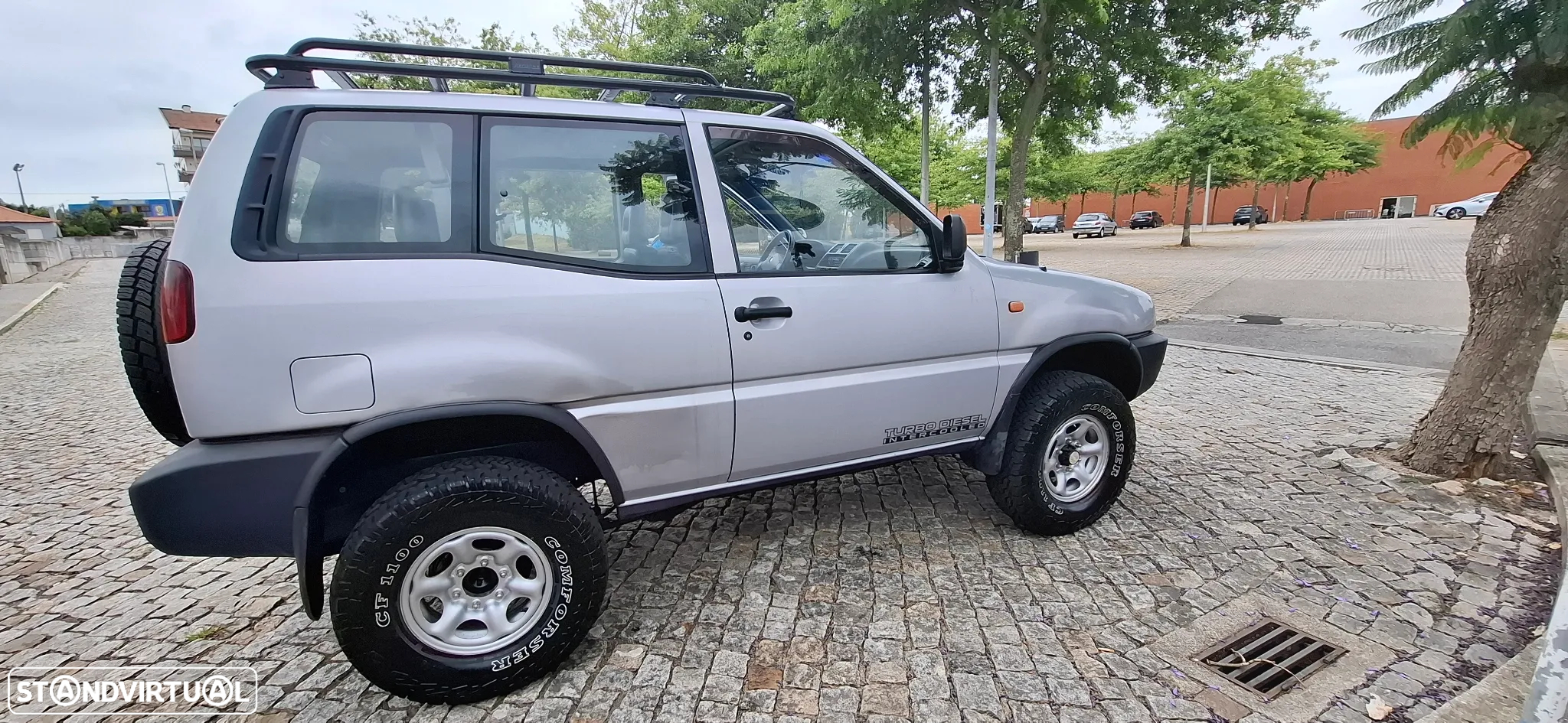 Nissan Terrano II 2.7 SGX - 4