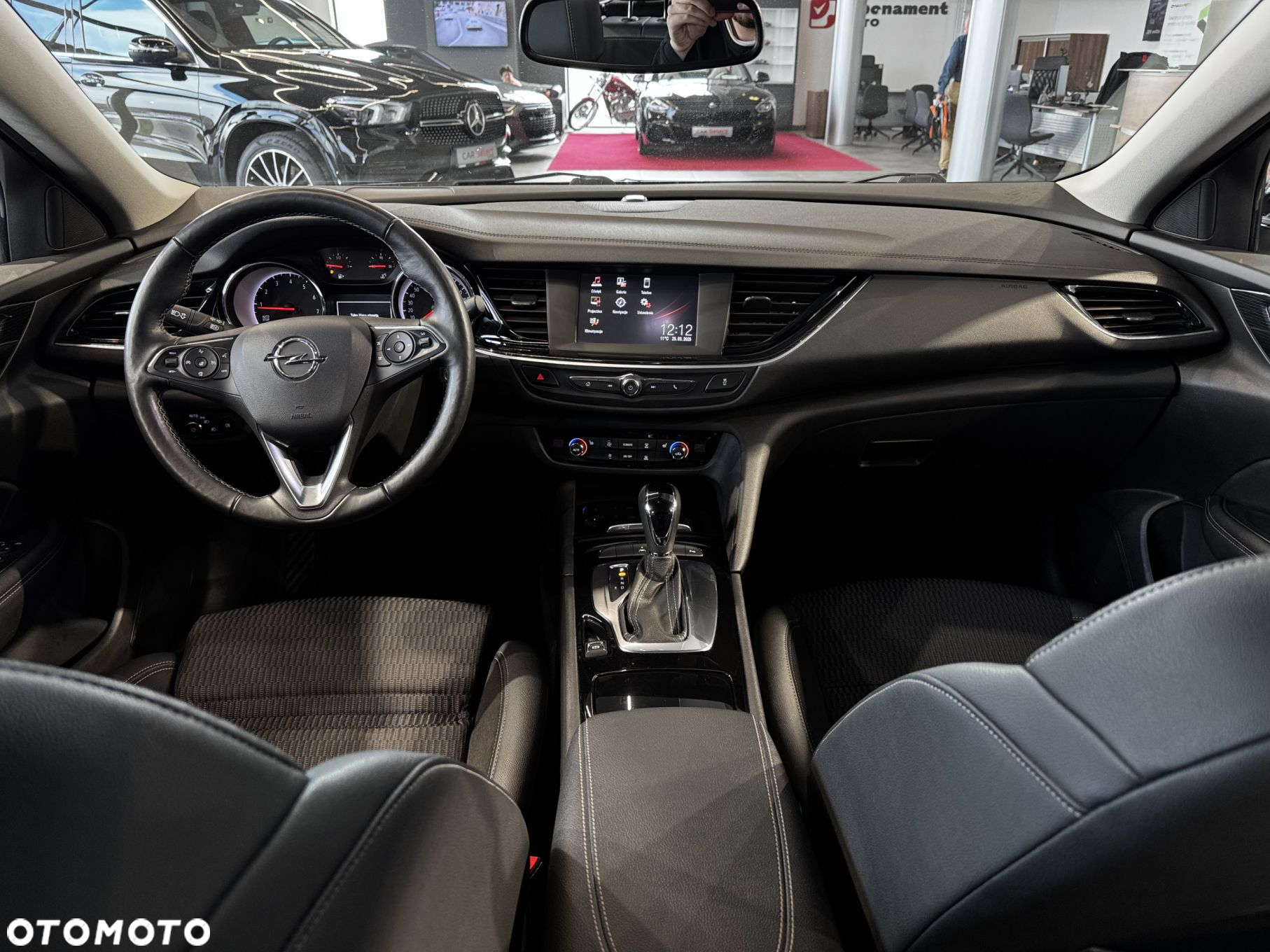Opel Insignia - 15
