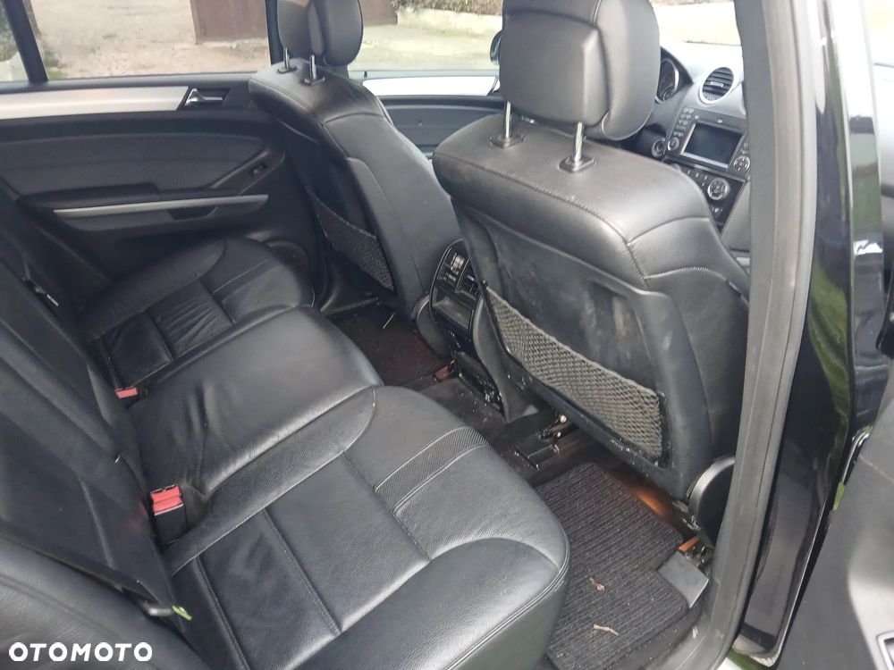 Mercedes-Benz ML - 7