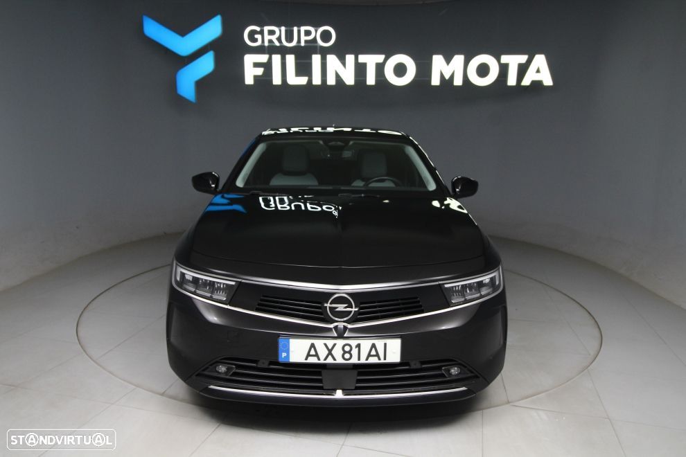 Opel Astra 1.2 T Elegance - 1