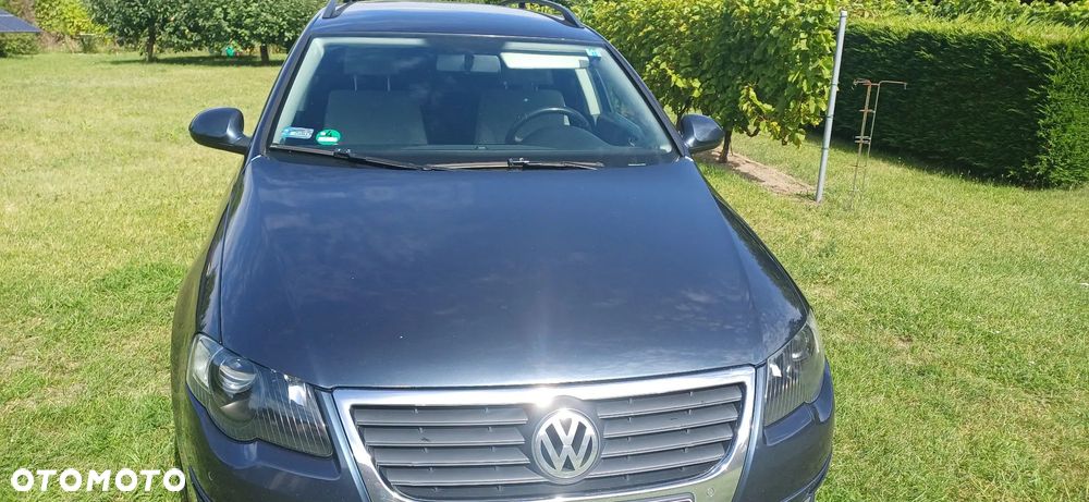 Volkswagen Passat 1.9 TDI Comfortline - 6