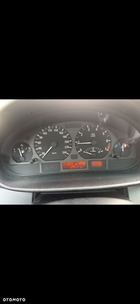 BMW Seria 3 - 16