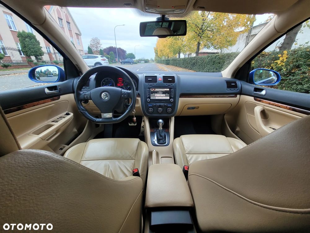 Volkswagen Golf R32 4Motion DSG - 10