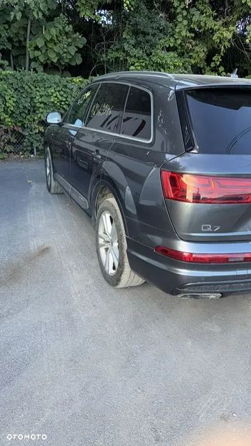 Audi Q7 3.0 TFSI Quattro Tiptronic - 12