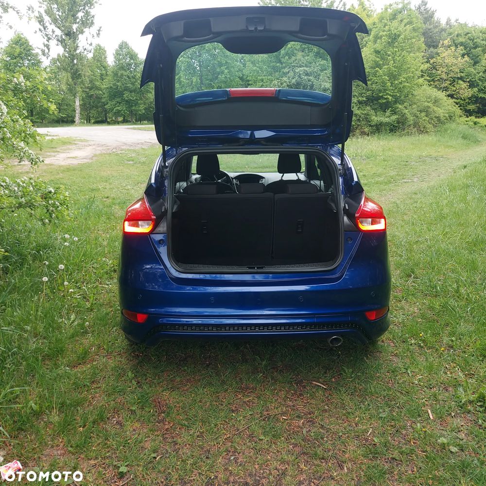 Ford Focus 2.0 TDCi ST - 13