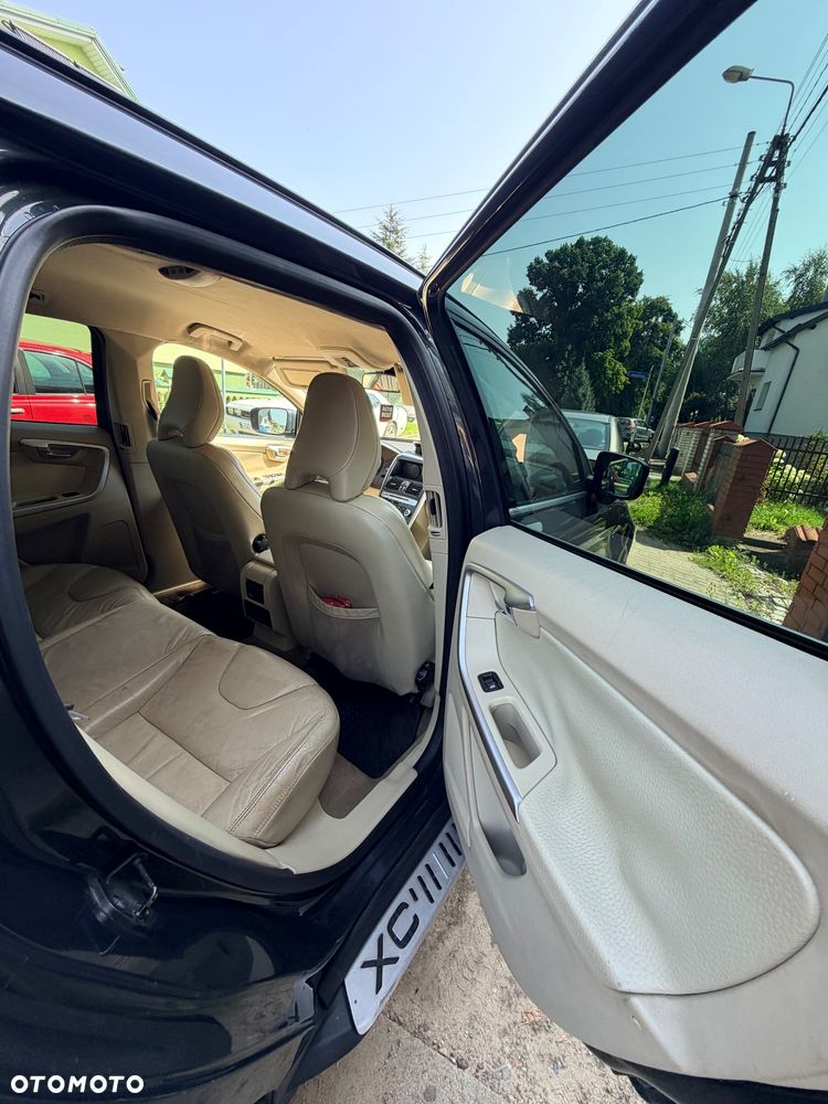 Volvo XC 60 T6 AWD Momentum - 11
