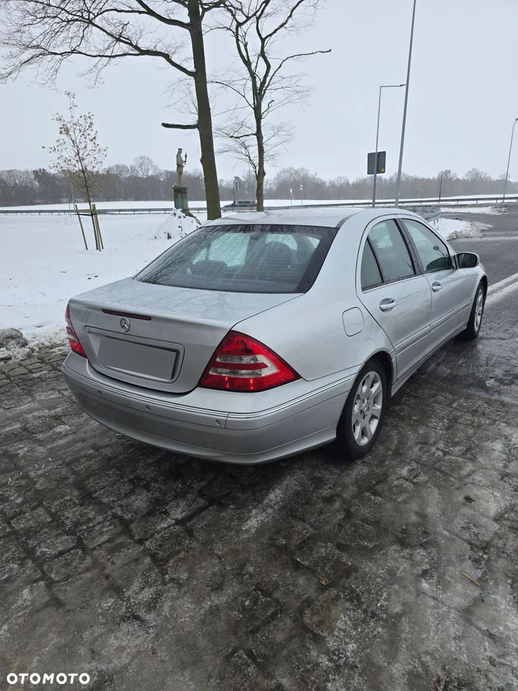 Mercedes-Benz Klasa C 200 Kompressor Automatik Elegance - 7