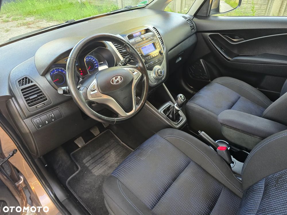 Hyundai ix20 1.4 Premium - 7